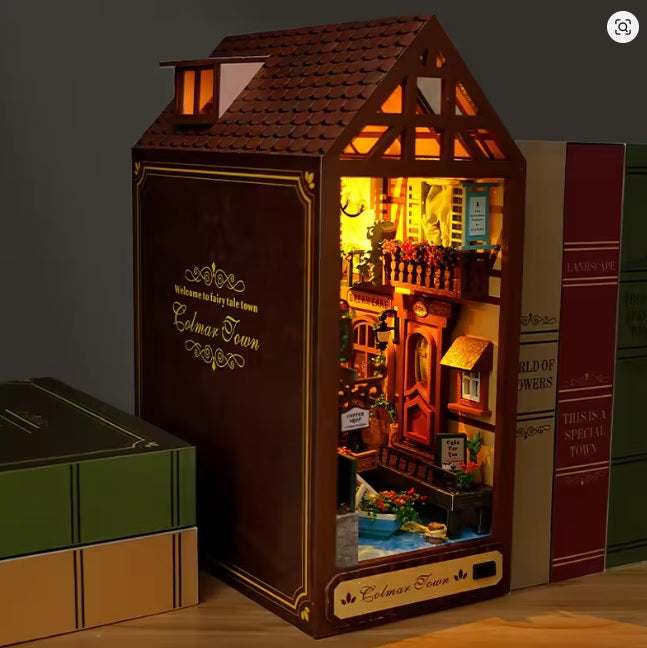 Book Nook Colmar Town