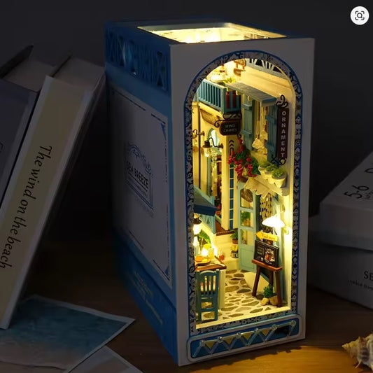 Book Nook Sea Breeze