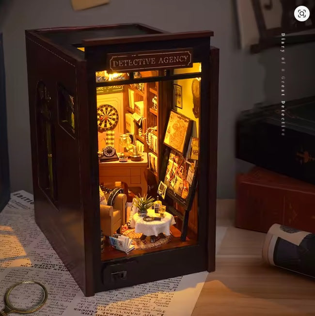 Book Nook Detective Diary