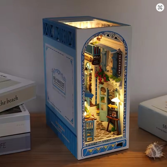 Book Nook Sea Breeze