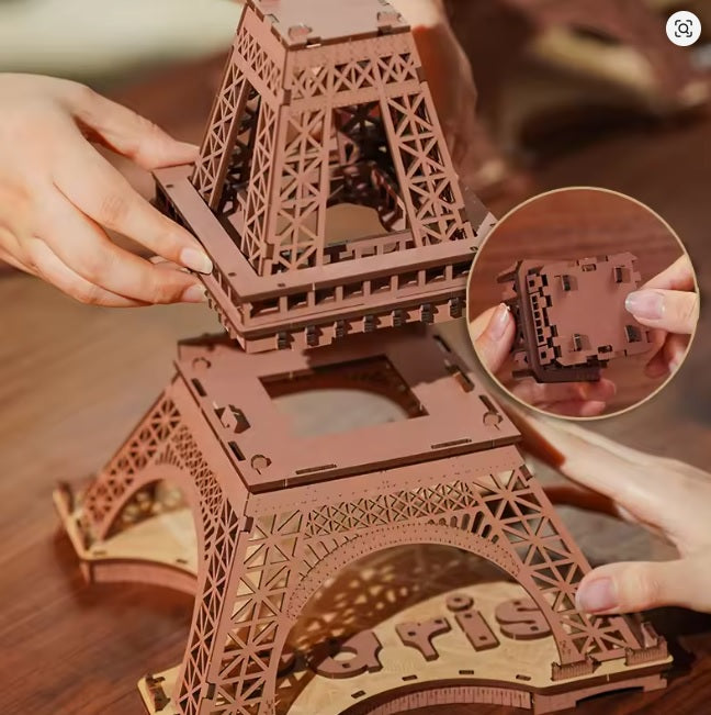 Puzzle 3D bois Tour Eiffel Lumineuse